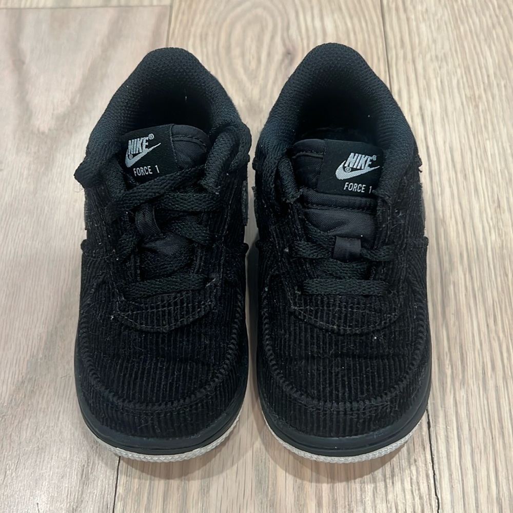 Nike Air Force 1 kids size 8. Black corduroy